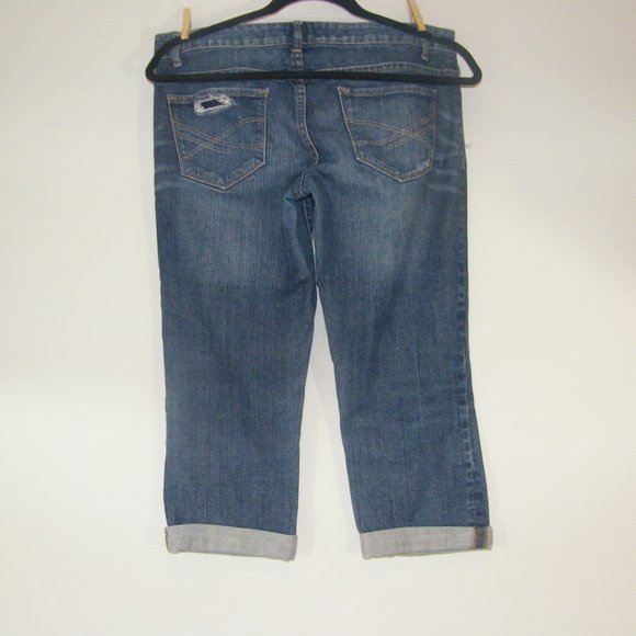 Aeropostale Capri Style Denim Jeans - Picture 2 of 2